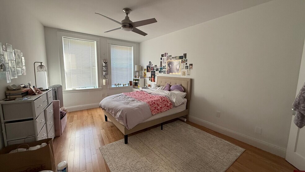 Building Photo - 199 Park Dr