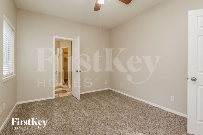 Building Photo - 22626 Guardsman Ln