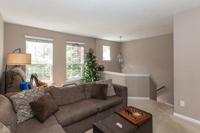 Building Photo - 420 Beverly Ct