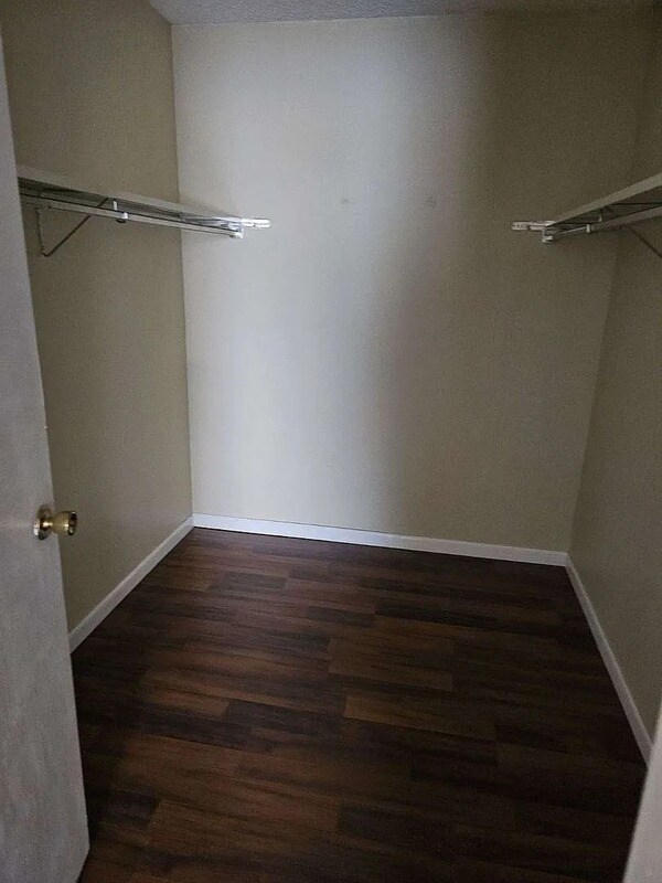 Building Photo - 243 S Durkin Dr
