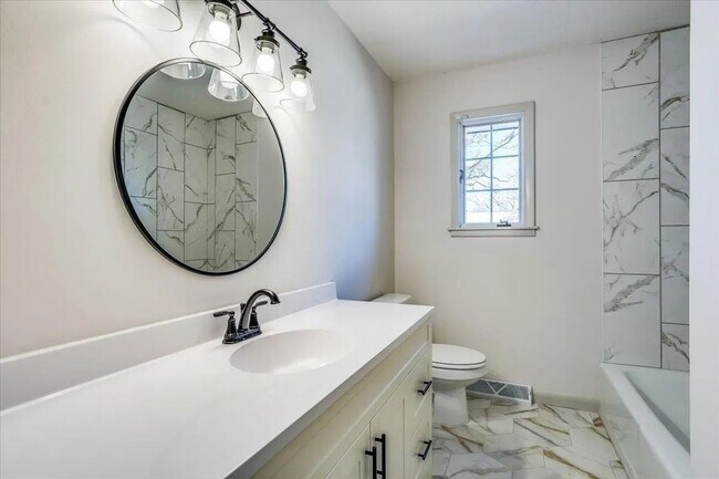 Building Photo - 6503 E 16th St N