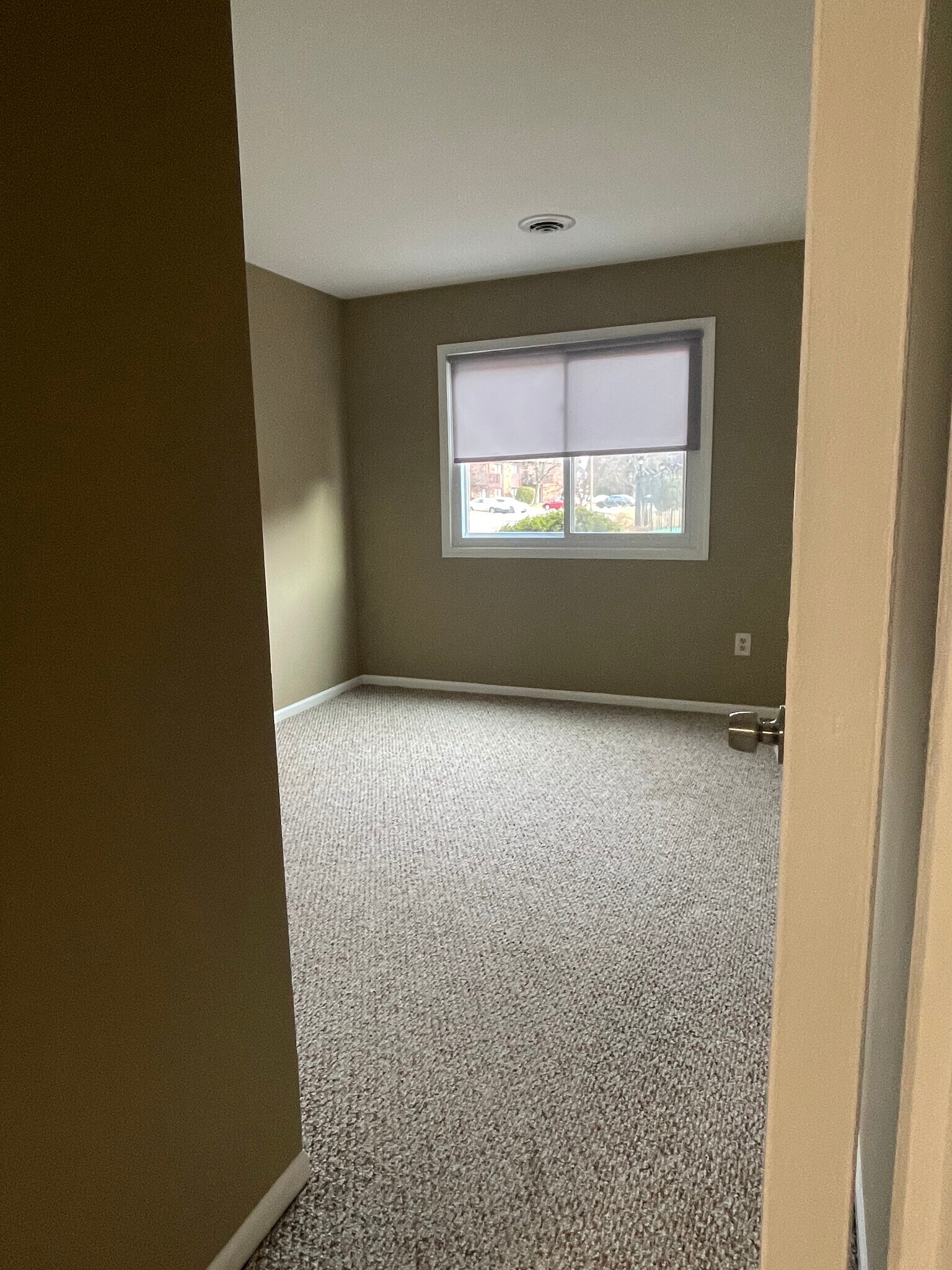 Building Photo - 2023 45th St