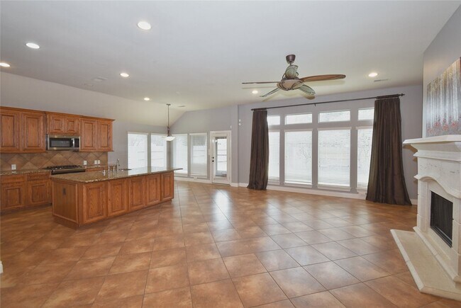 Building Photo - 13611 Summer Cloud Ln