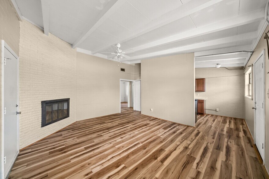 Building Photo - 1211 Friendship Ave