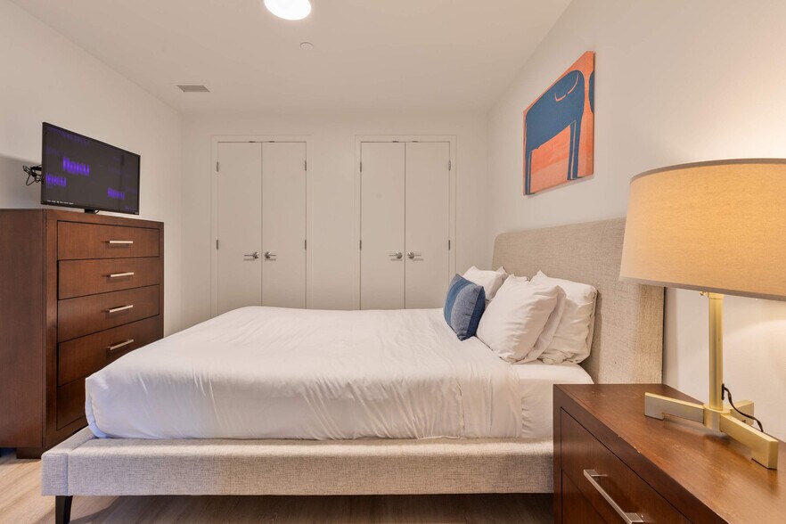 Building Photo - 60 Kilmarnock St