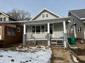 Building Photo - Home in West Peoria