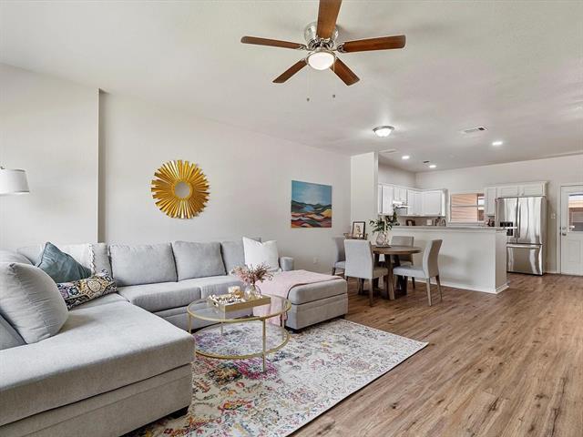 Building Photo - 2305 Homewood Ln