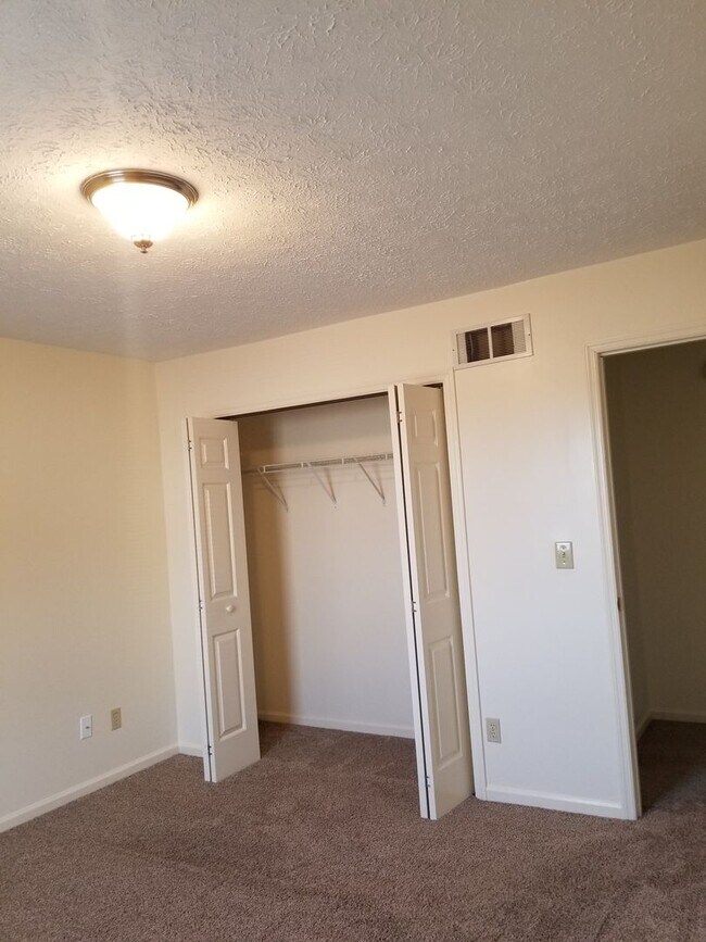 Building Photo - 63 Alderman Dr