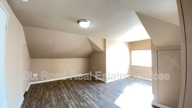 Building Photo - 4763 Dale Ave