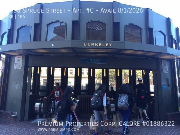 Building Photo - 1738 Spruce St