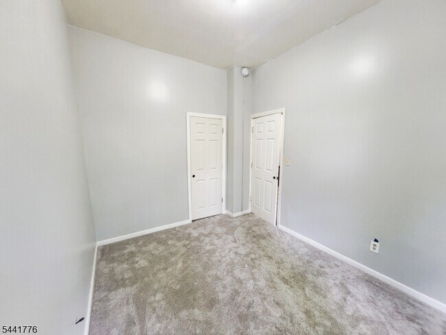 Building Photo - 45 Winans Ave