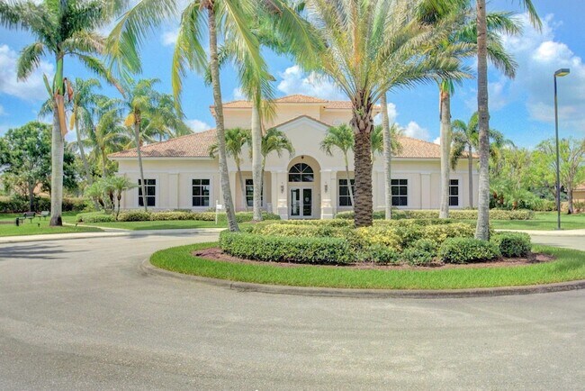 Building Photo - 8020 Briantea Dr