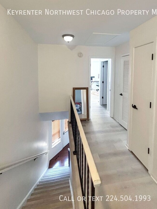 Building Photo - 519 Woodcrest Dr
