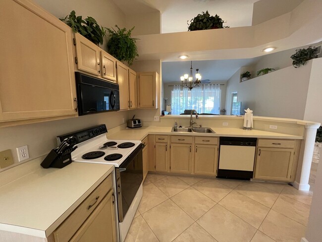 Building Photo - 440 Wiggins Lake Ct