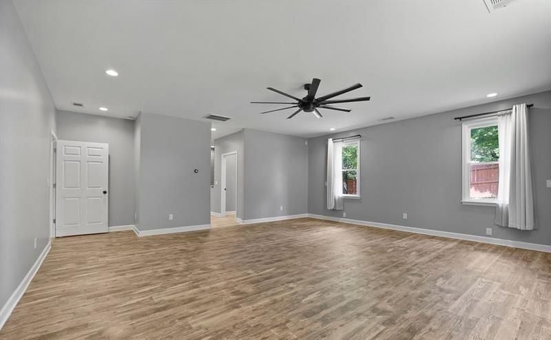 Building Photo - 3520 Mystic Dr