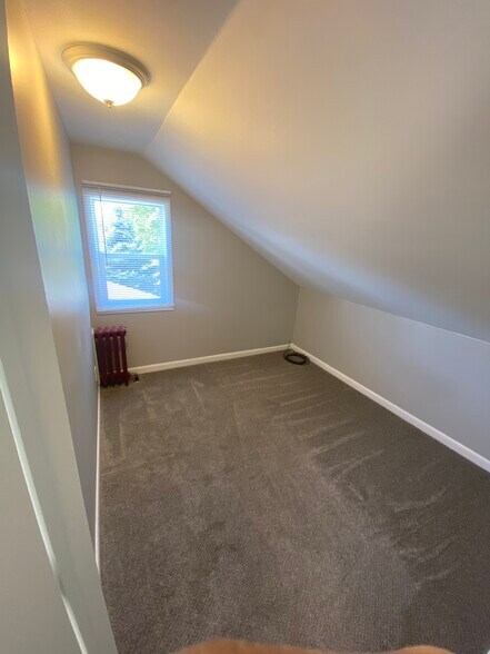 Bedroom 2 - 344 Fairport Rd