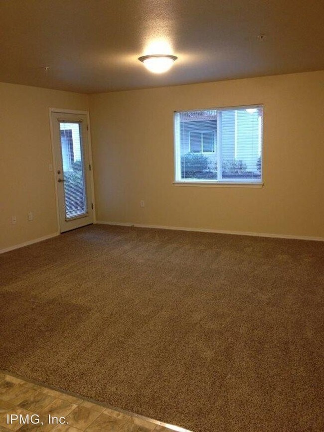 Building Photo - 4420-4455 Seaton Ln NE