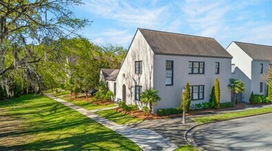 Building Photo - 7832 Ebury St