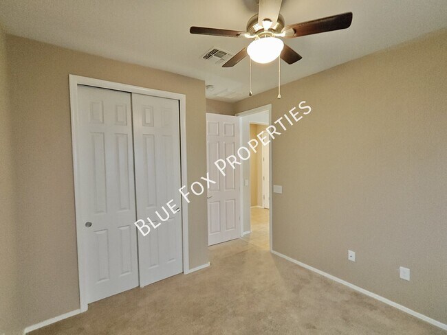 Building Photo - 11445 E Vail Crest Dr