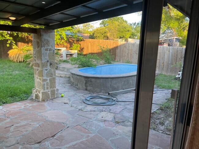 Building Photo - 4539 Guadalajara Dr