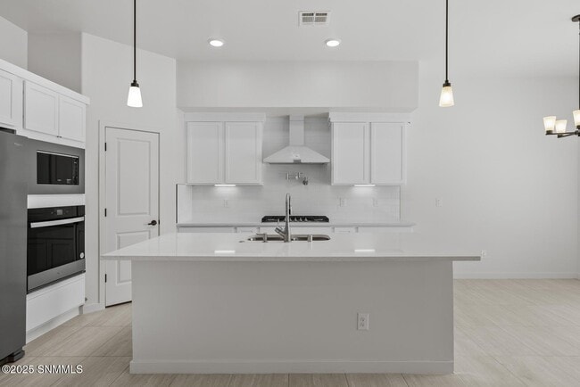 Building Photo - 3676 Springhaven Lp