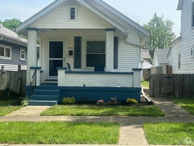 Building Photo - 816 Cleveland Ave