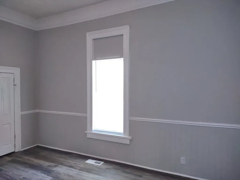 Building Photo - 1028 31st St