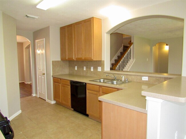 Building Photo - 21519 Ivory Gate Ln