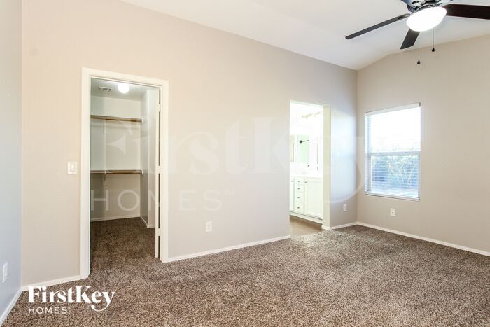 Building Photo - 3514 S 186th Ln