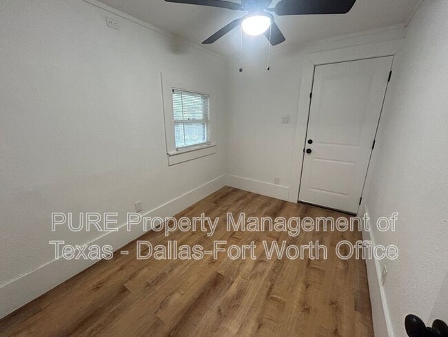 Building Photo - 1208 Hawthorne Ave