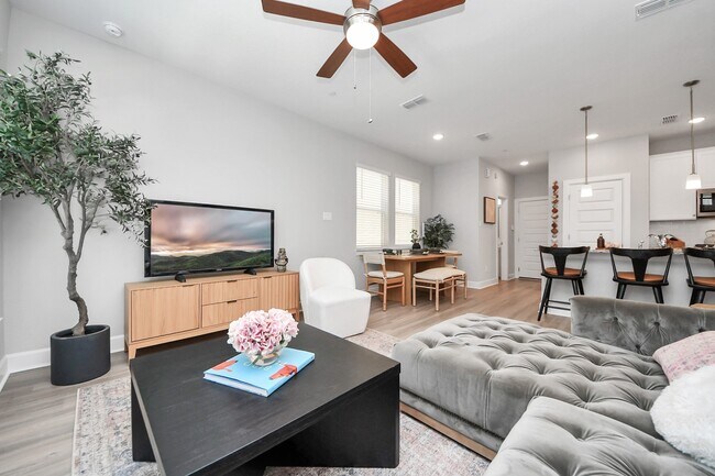 Building Photo - 5300 Berkeley Knl Cir