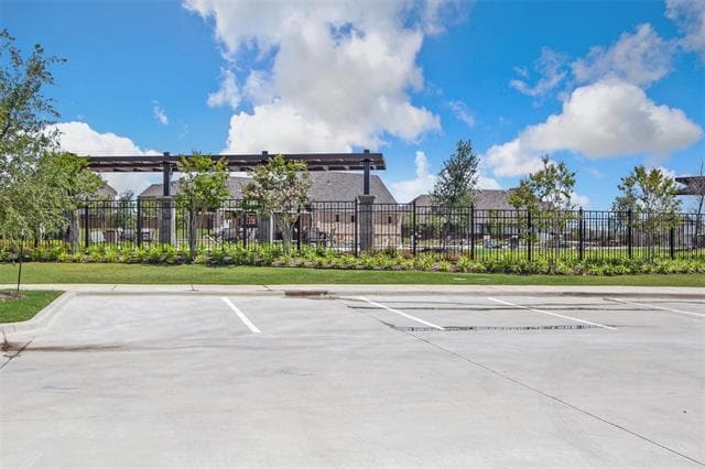 Building Photo - 12376 Iveson Dr