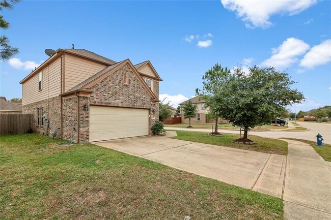 Building Photo - 18715 Windy Stone Dr