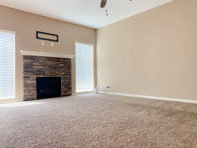 Building Photo - Move in Special. Beautiful & Nearly new SW Chalco area 4 bed Two Story.