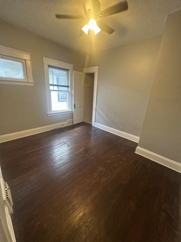 Building Photo - 12711 Locke Ave