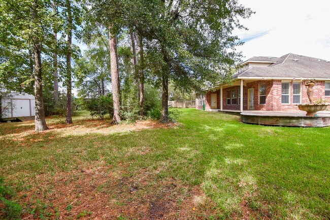 Building Photo - 25203 Oak Villa Dr