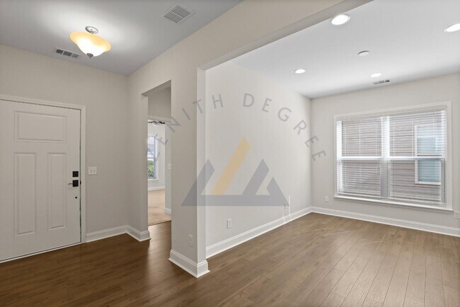 Building Photo - 1251 Northlake Blvd