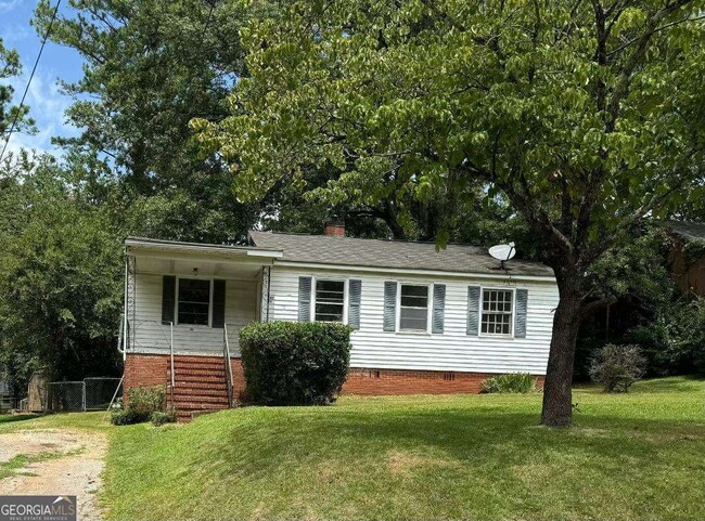 Primary Photo - 208 Rutland Cir