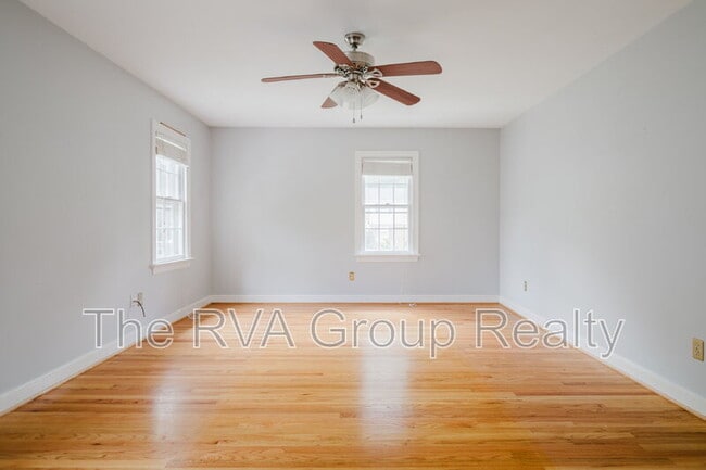 Building Photo - 10075 Aragon Dr