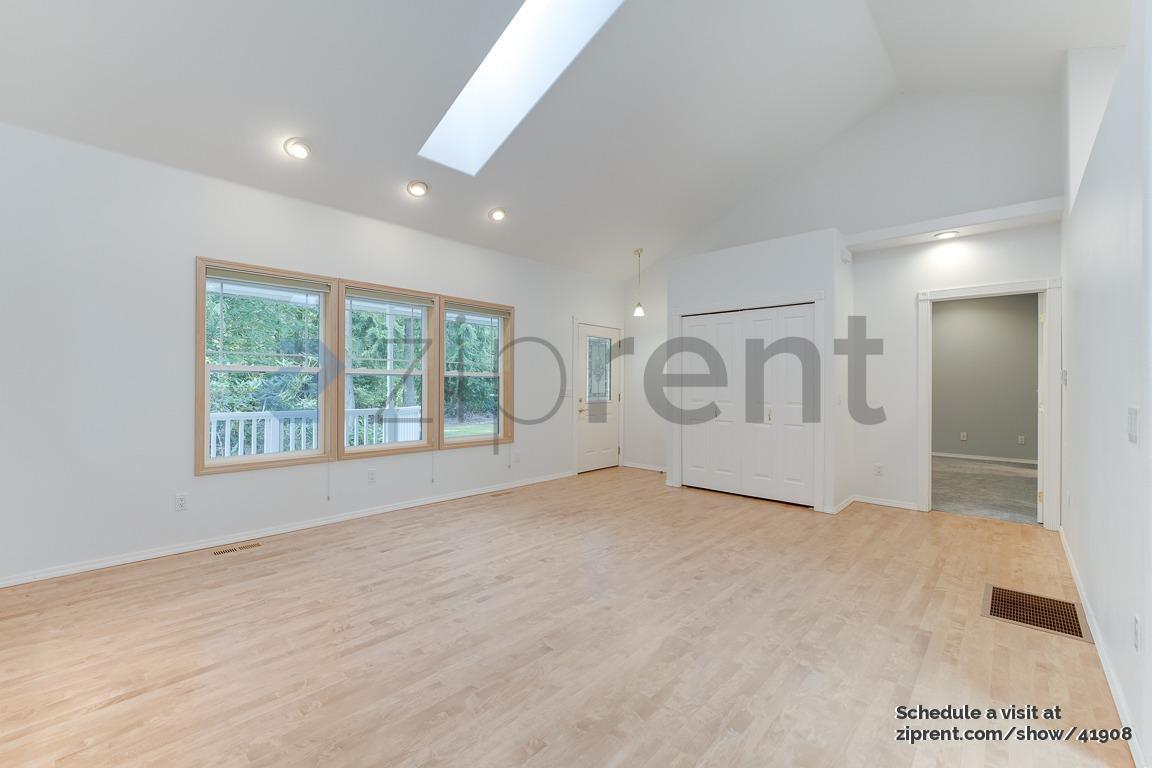Building Photo - 13005 200th St SE