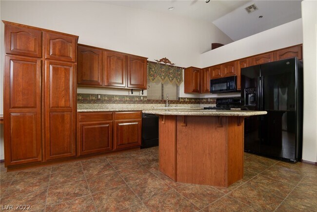 Building Photo - 7584 Splashing Rock Dr