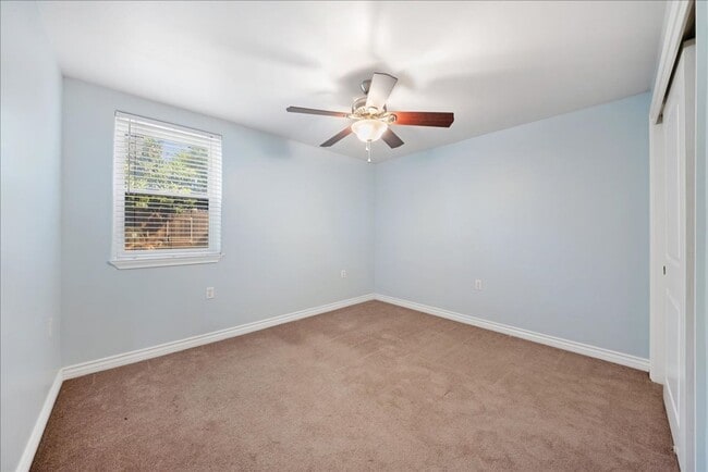 Building Photo - 315-315 14th St