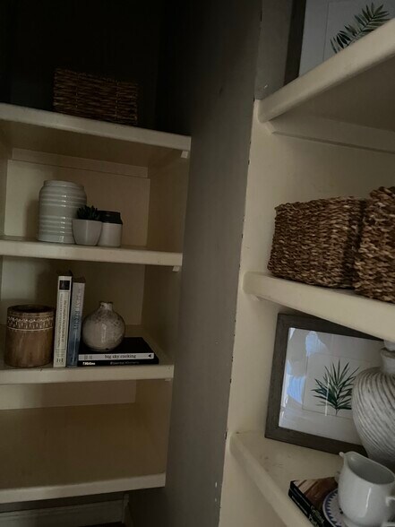 Building Photo - 5172 Remington Dr