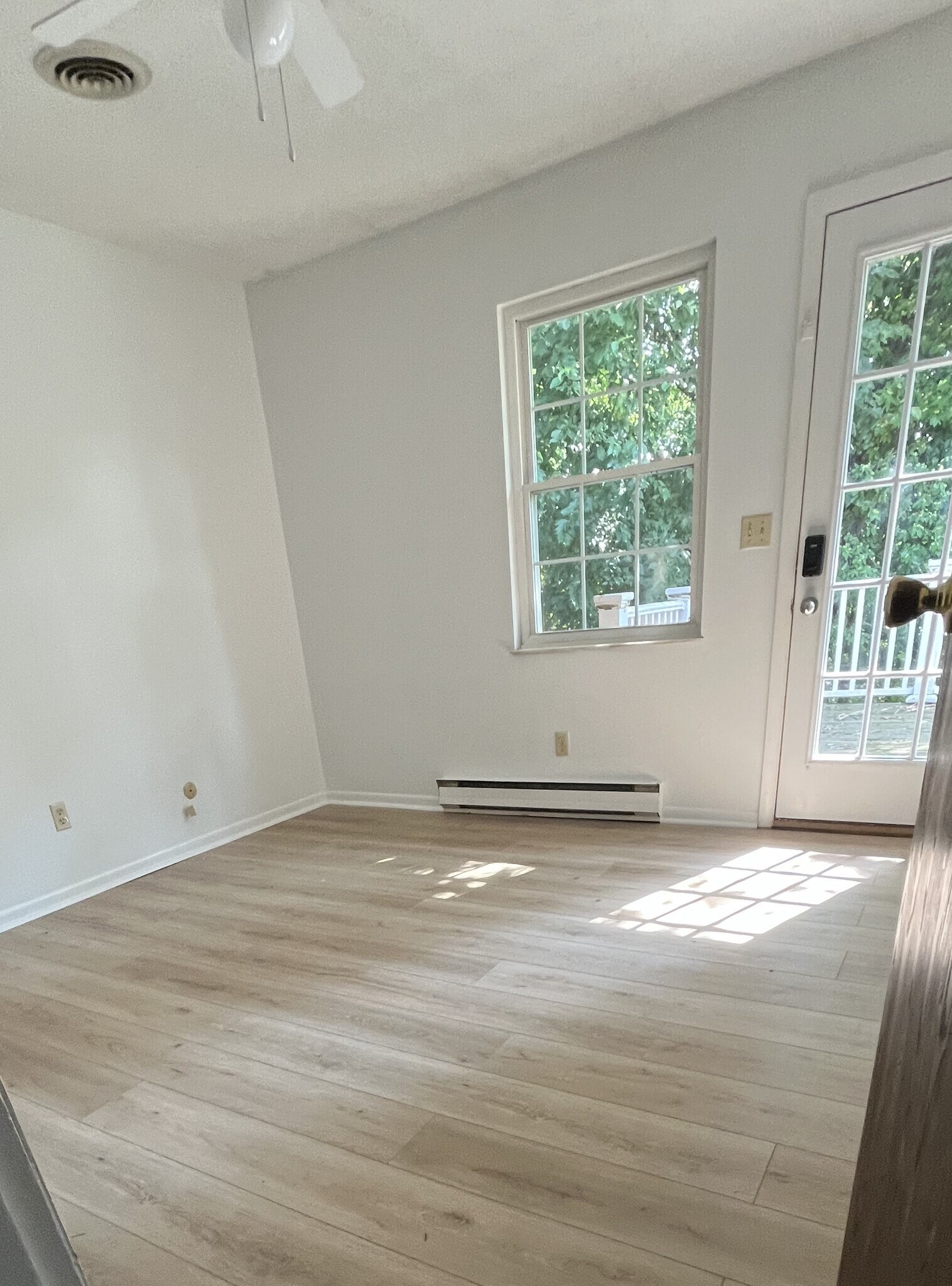 Building Photo - 1018 Arrowhead Dr