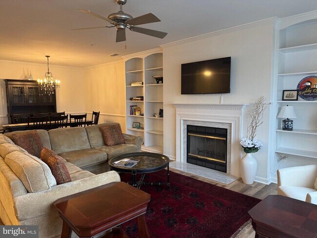 Building Photo - 622 Oyster Bay Pl