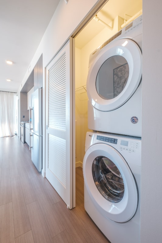 Building Photo - 1211 S Indiana Ave