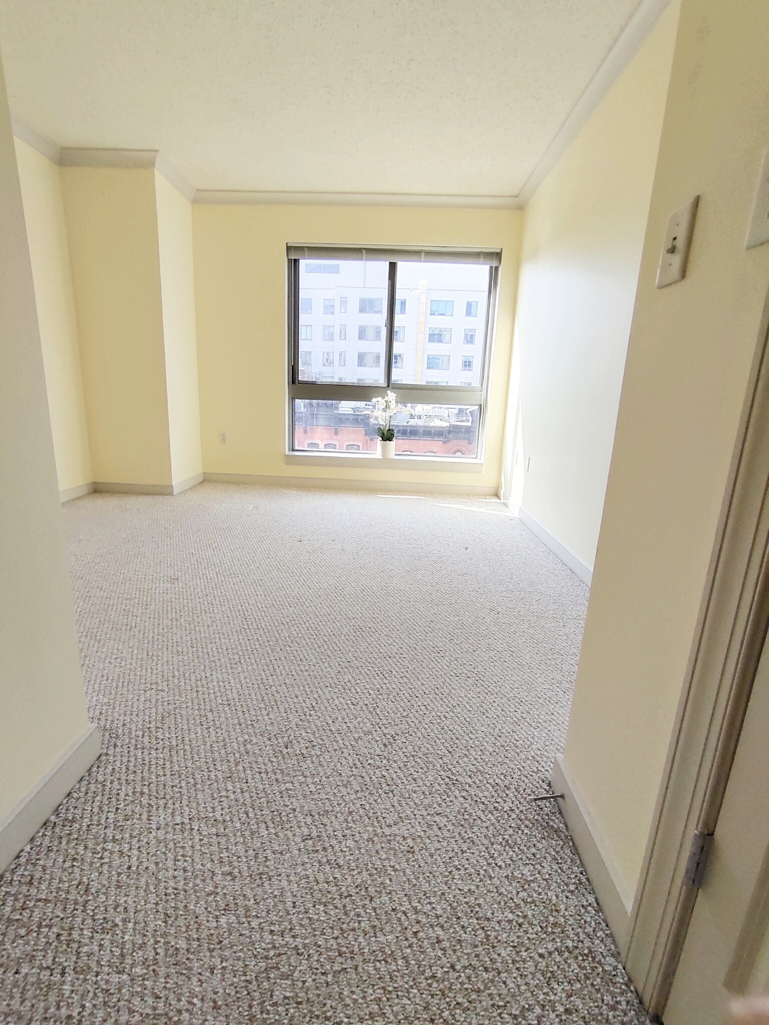 Building Photo - 777 7th St NW