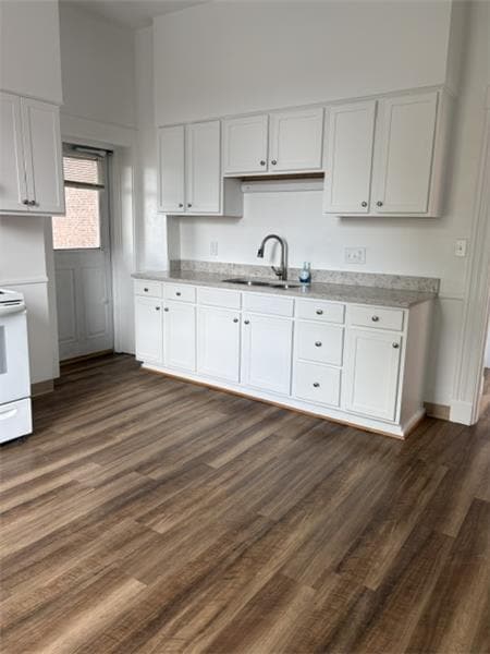 Building Photo - 835 York St