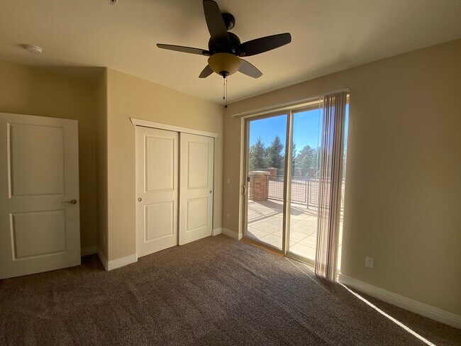 Building Photo - 9019 E Panorama Cir