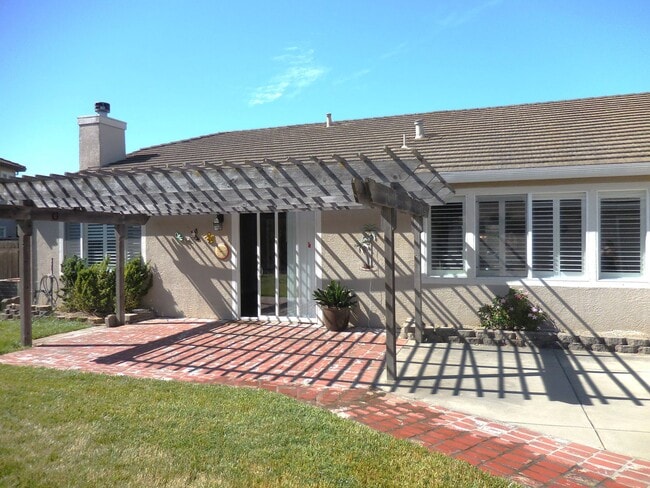 Building Photo - 1079 Stillspring Dr
